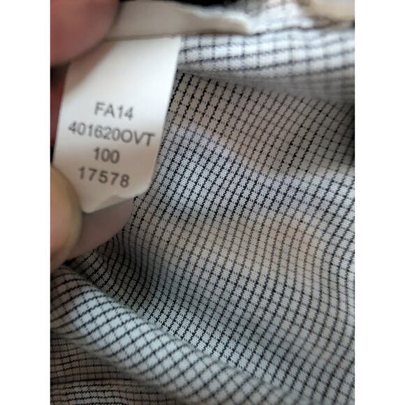 Oakley Mens M Button Down Shirt Checkered Black White Casual Long Sleeve - Picture 7 of 7